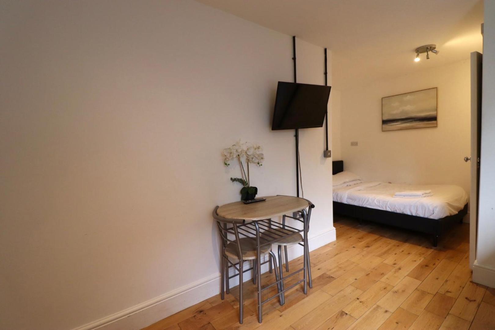 Flat 4, 10 St John'S Apartamento Bournemouth Exterior foto