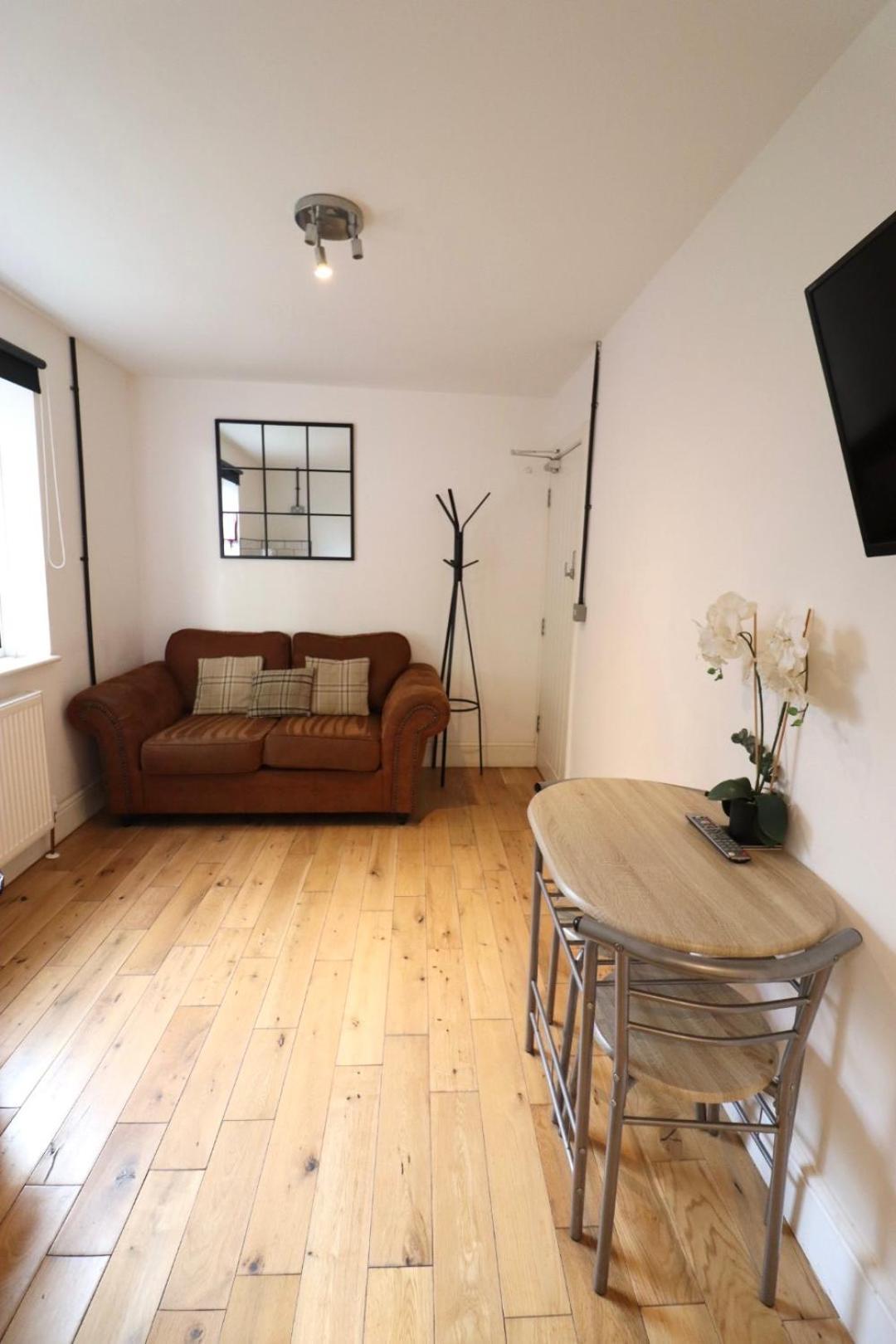 Flat 4, 10 St John'S Apartamento Bournemouth Exterior foto
